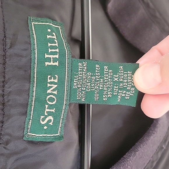 Stone Hill men's black LS pull over windbreaker - Picture 2 of 4